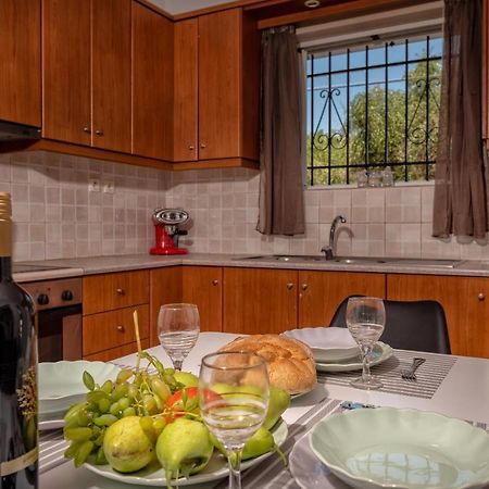 Ruvelis Villa Fiolítis Εξωτερικό φωτογραφία